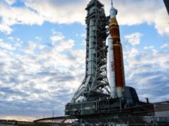 Mimpi Kembali ke Bulan Menemui Kenyataan Pahit